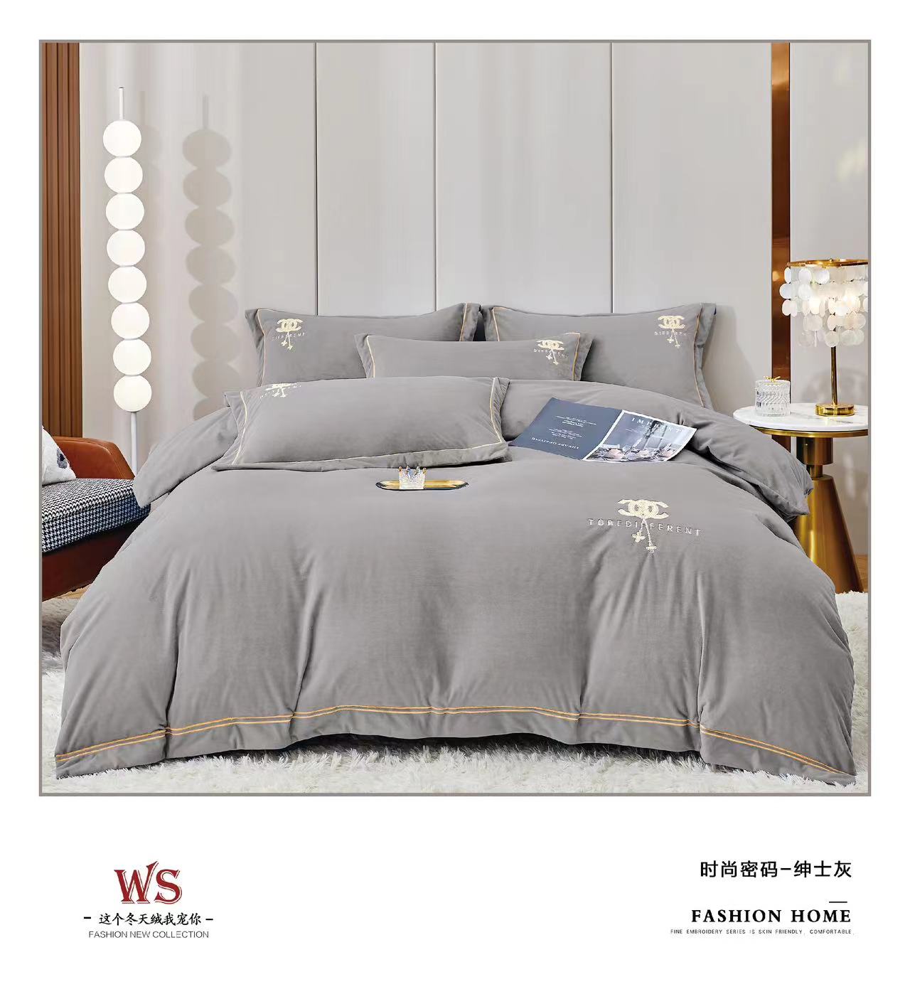 4 Pieces Super King Size Velvet Complete Bedding Set Duvet Cover Fitted Sheet & Pillow Cases