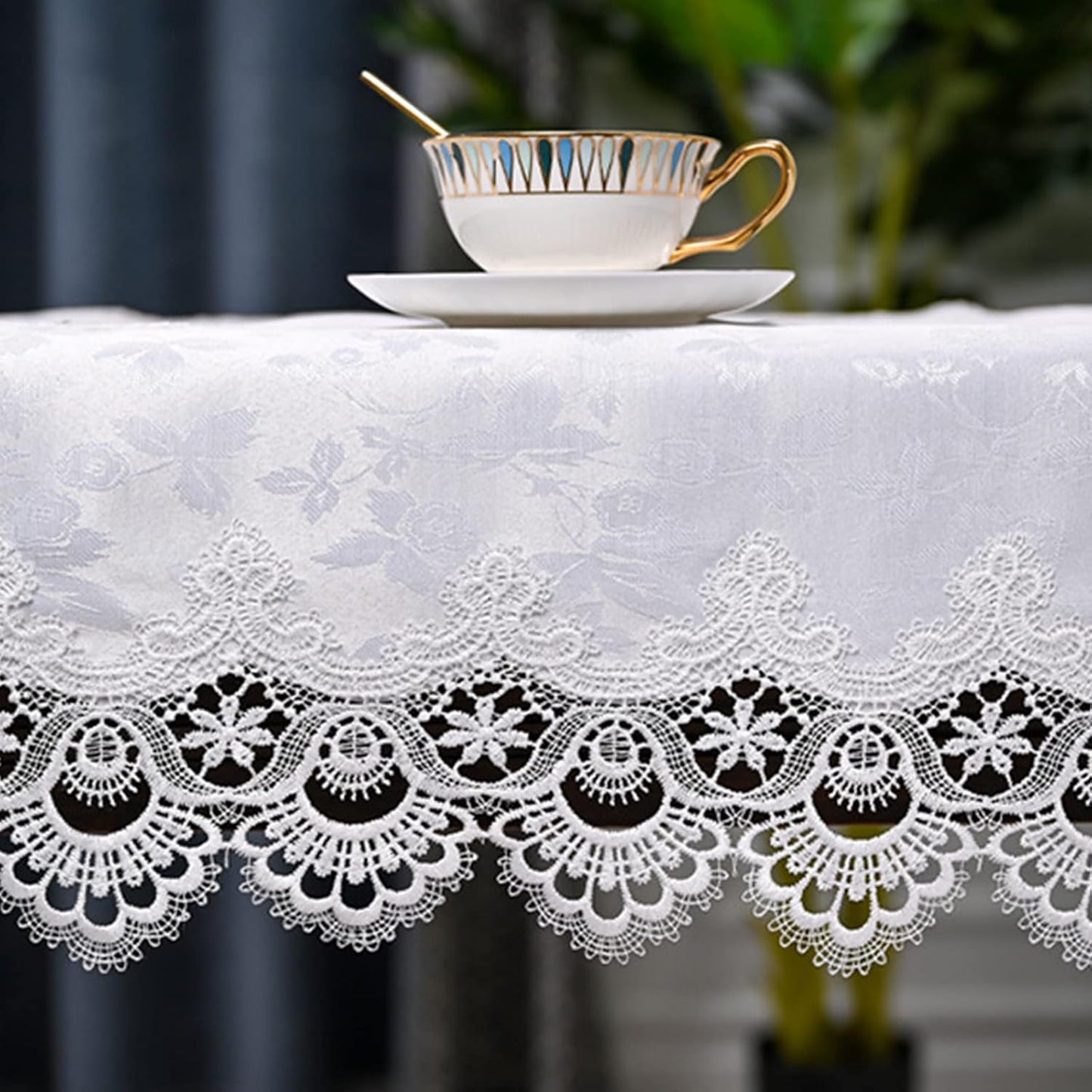 Tablecloth Flower Pattern Polyester Table Cloth Spill Proof Wrinkle Resistant Soft Table Cover