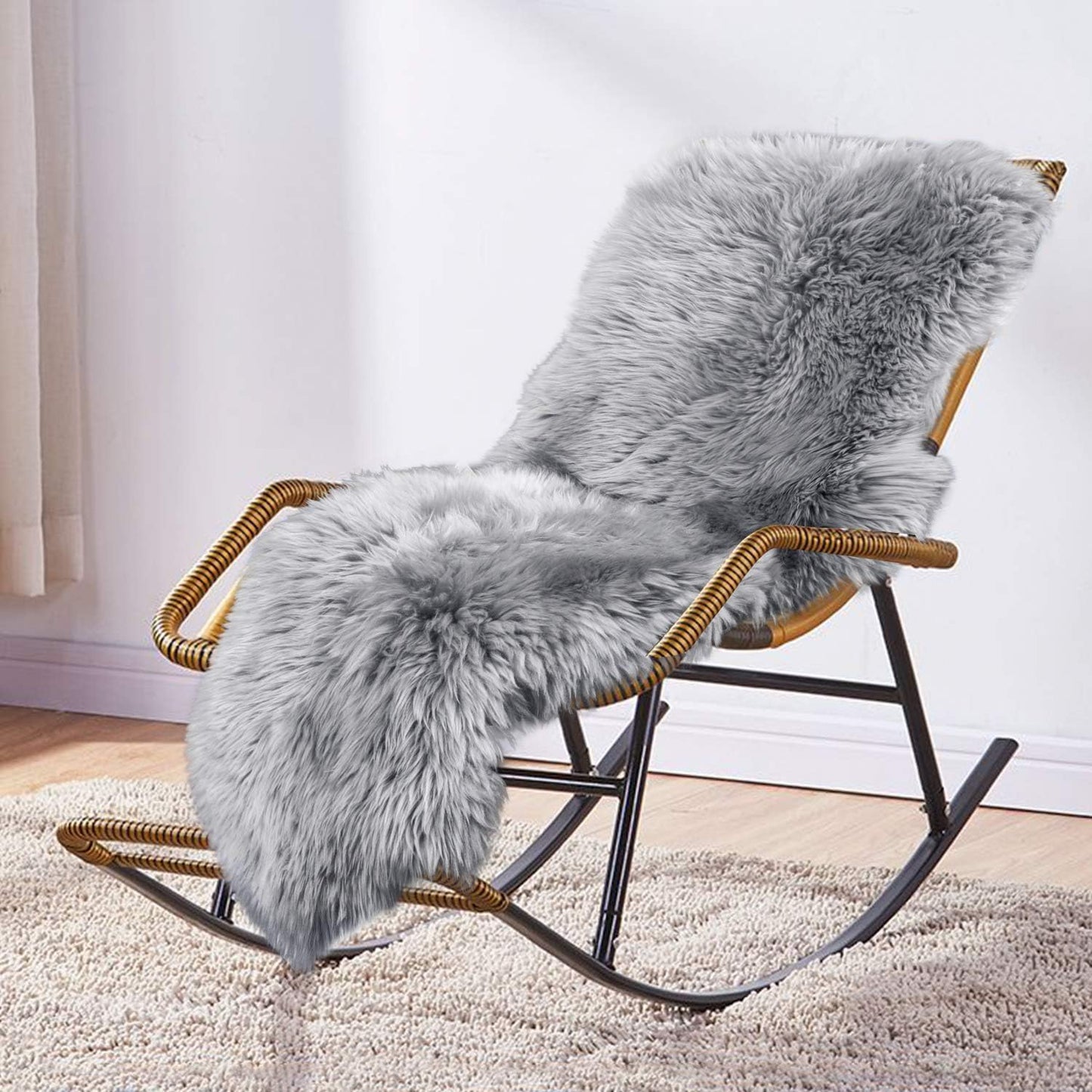 Real Genuine Sheepskin Rug Natural Sheepskin Throw Real Full Sheepskin Rugs Fluffy Fur Rug Authentic Sheepskin Seat Covers For Chairs Sheepskin Seat Pads Cushion White (70X100cm)(Double: 210x80cm)