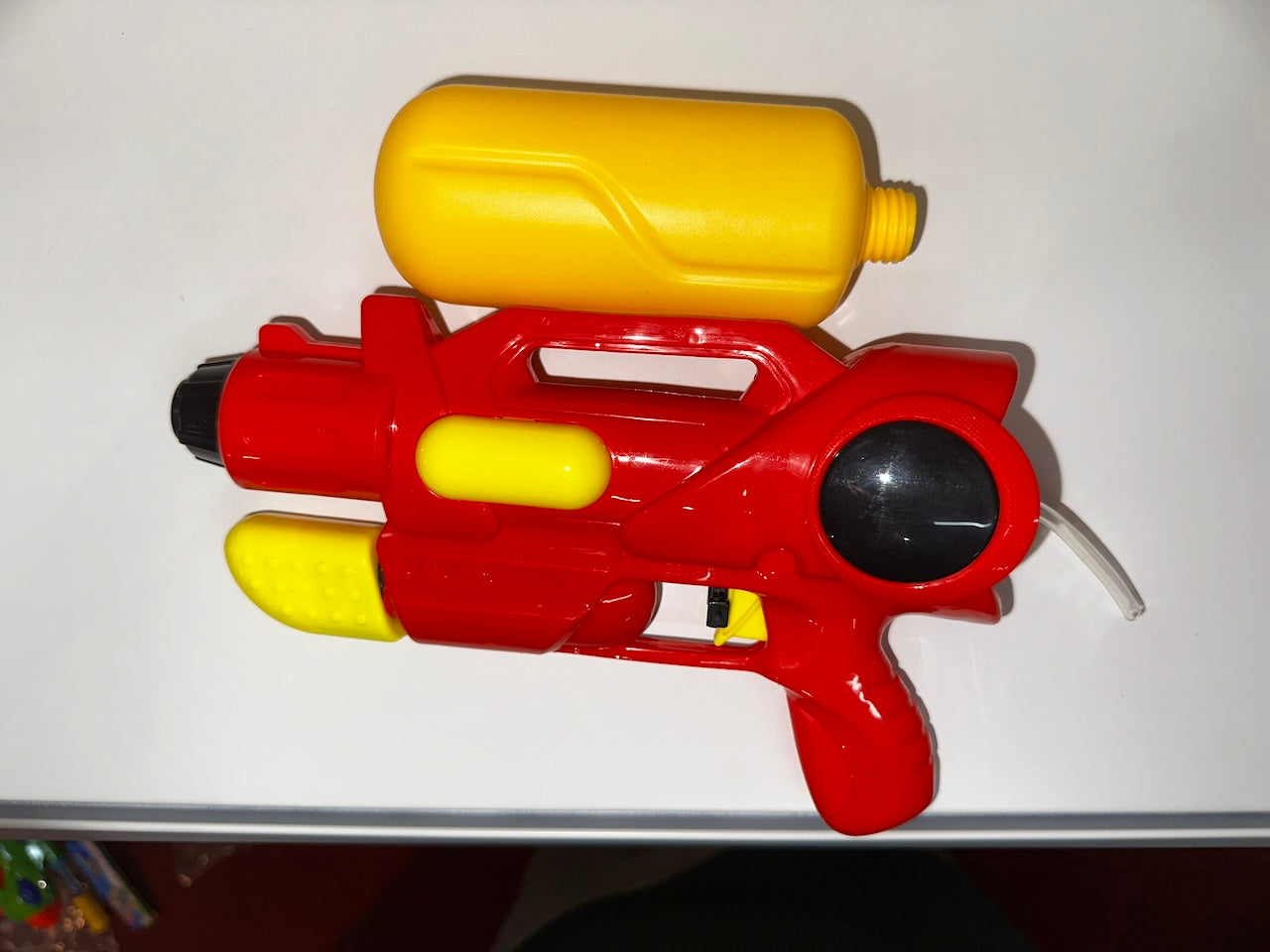 Water Guns for Summer, Long Range Pump Toys, Colourful Plastic, Water Super Gun, Easy to Use, Sturdy and Durable, Lightweight and Portable, Assorted Colour ,water pump gun for kids -2823-31B+31A