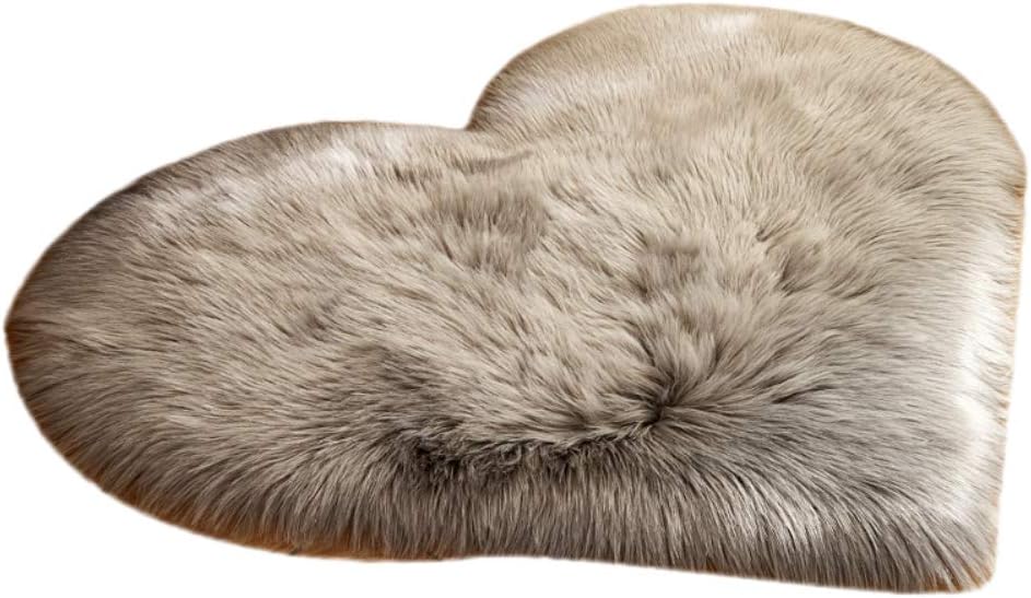 Heart Shaped Love Soft Faux Sheepskin Fur Rugs (90 X 70cm)